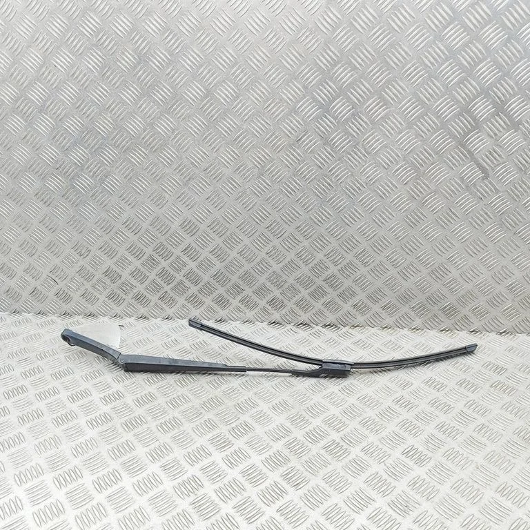 Esiklaasi kojamees 3C8955410C