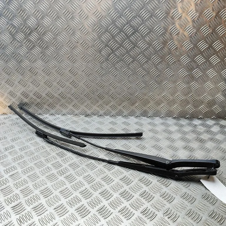 Priekšējā stikla tīrītājs 3V2955409