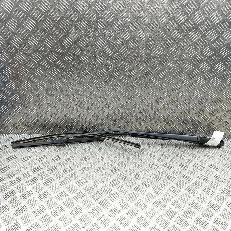 Priekšējā stikla tīrītājs 10974943