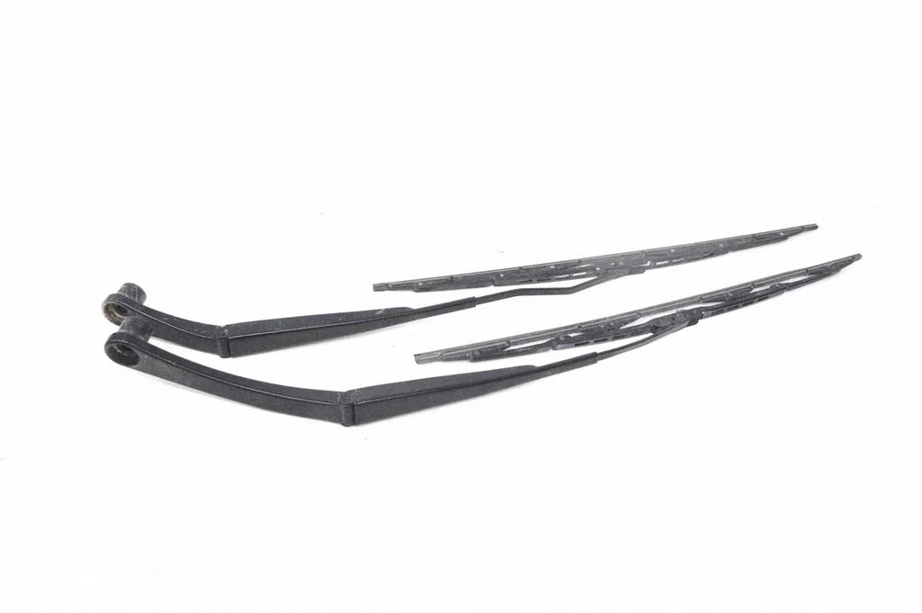 Pióro wycieraczki przedniej – Dodge Challenger (2008-2023)
