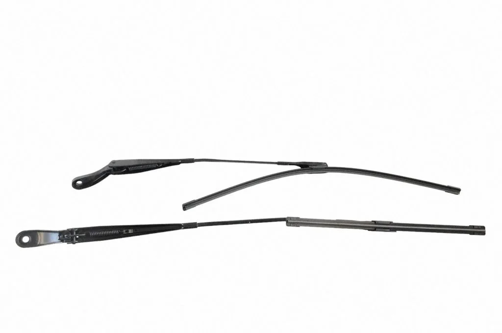 Priekšējā stikla tīrītājs 39079981