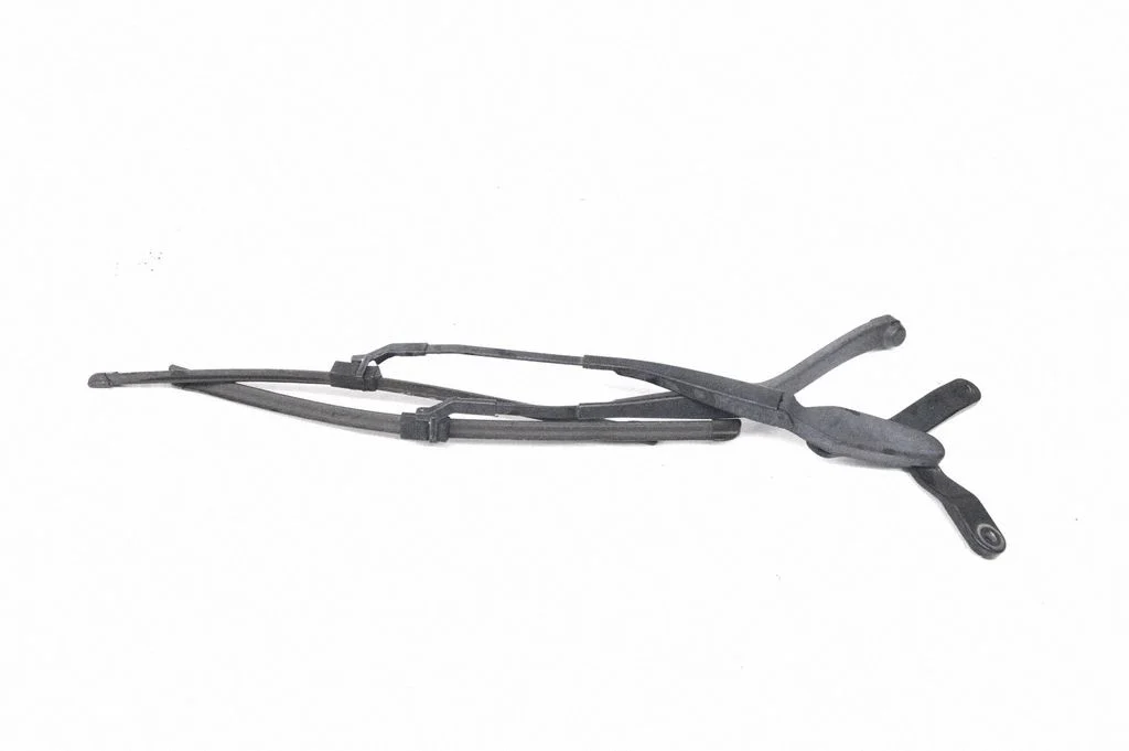 Windshield/front glass wiper blade A2188200344