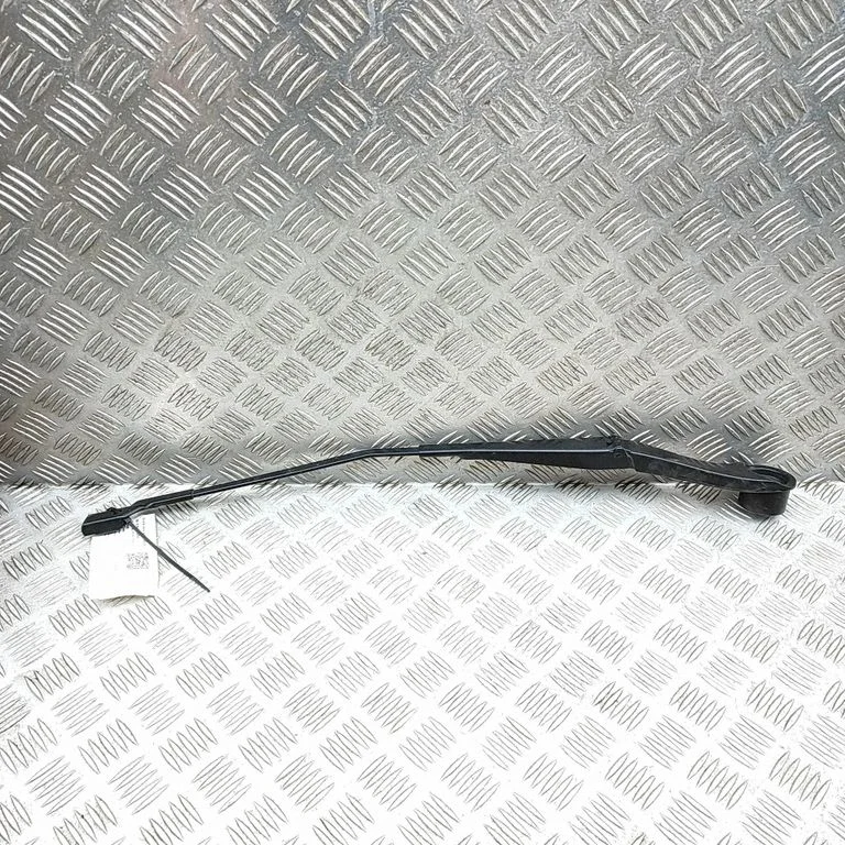 Priekšējā stikla tīrītājs BK2117526CC