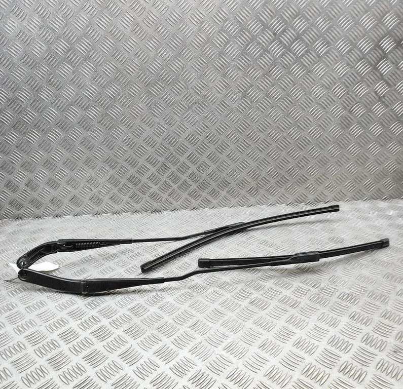 Windshield/front glass wiper blade 8K2955407