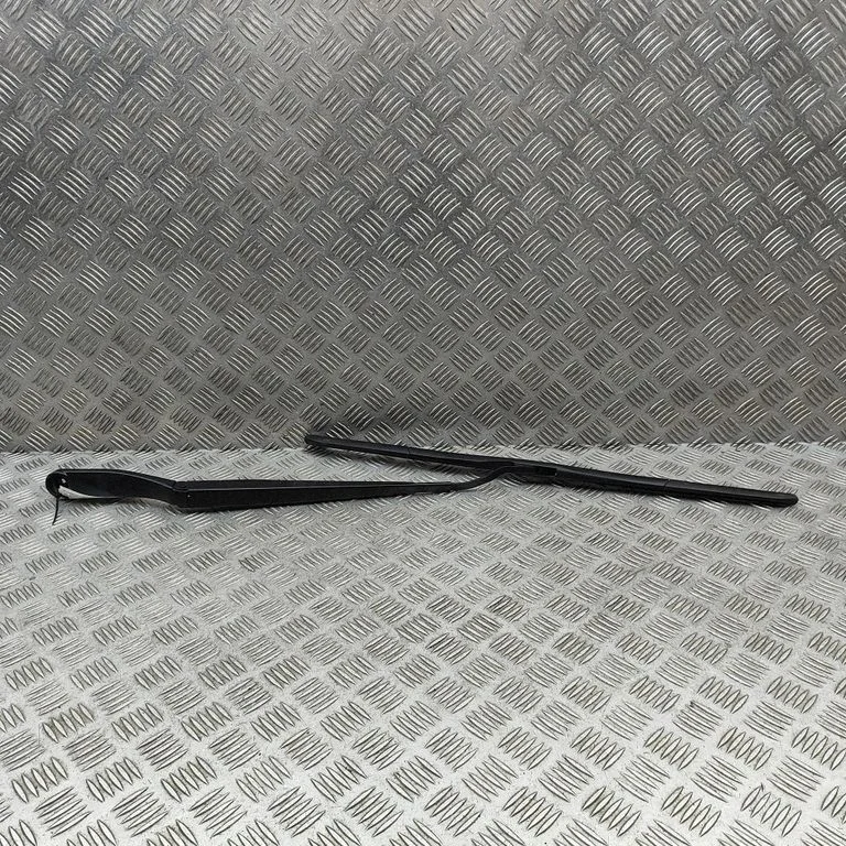 Windshield/front glass wiper blade 98311CU900