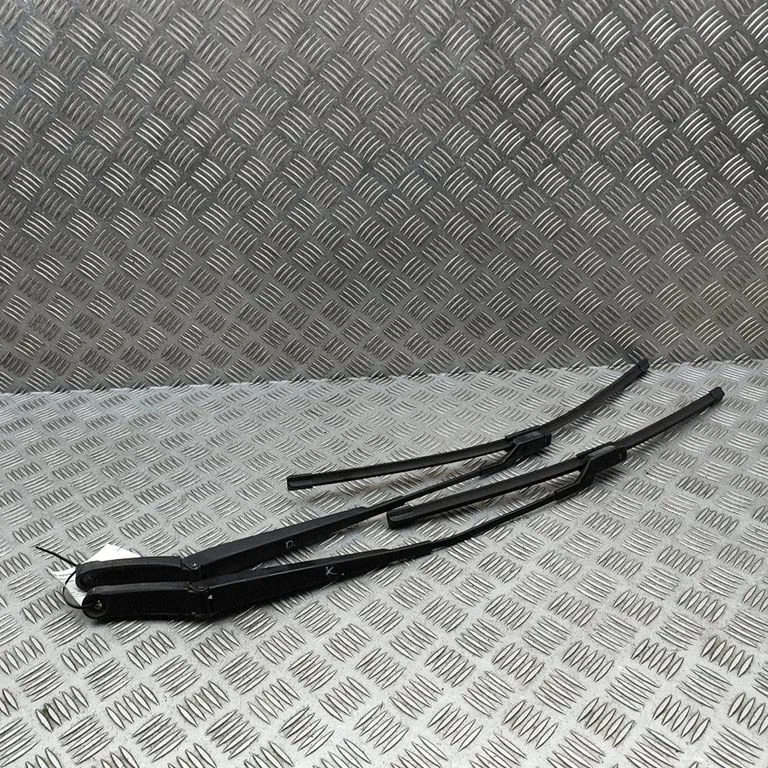 Priekšējā stikla tīrītājs 5N2955410