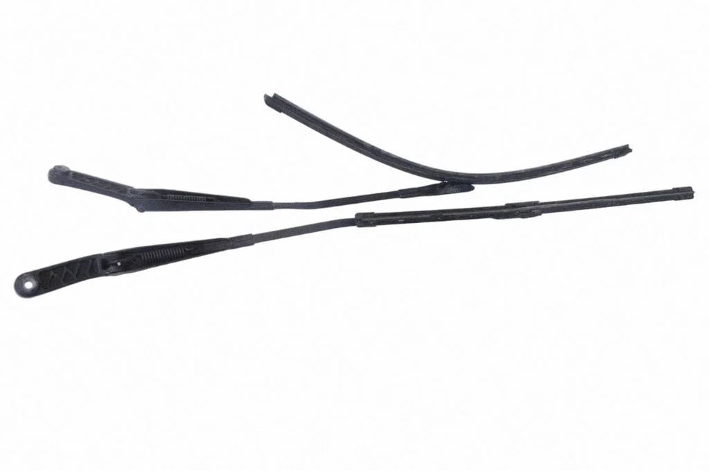 Priekšējā stikla tīrītājs 4G2955408D