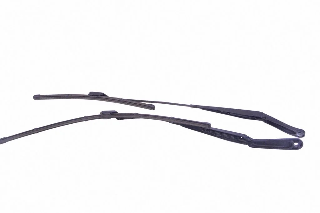 Priekšējā stikla tīrītājs GX7317526AC