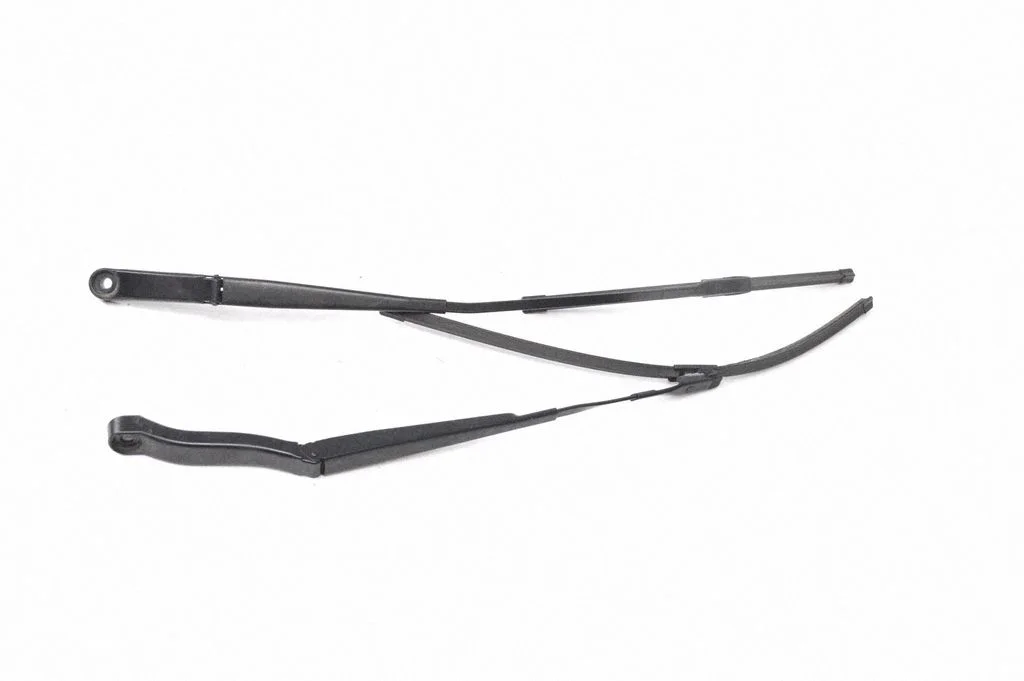 Windshield/front glass wiper blade 4M2955407