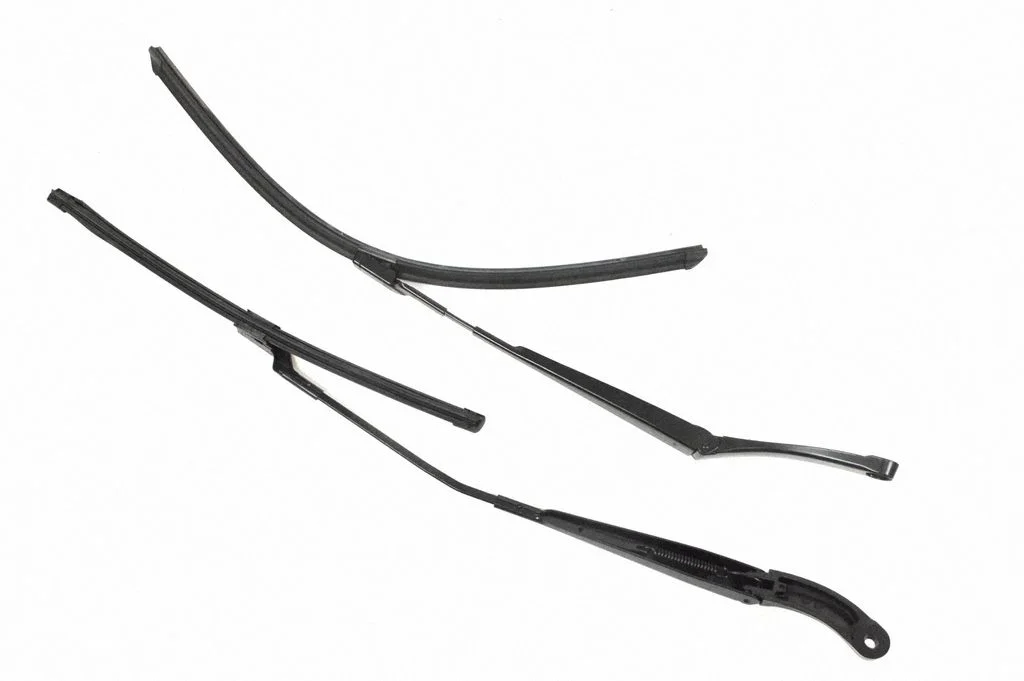 Priekšējā stikla tīrītājs 2GB955410A