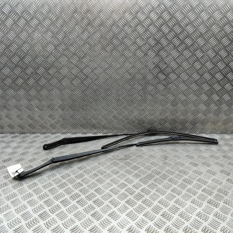 Windshield/front glass wiper blade – Audi Q4 e-tron (2021-)