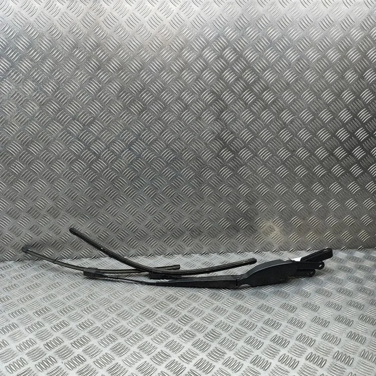 Priekšējā stikla tīrītājs A2478201701