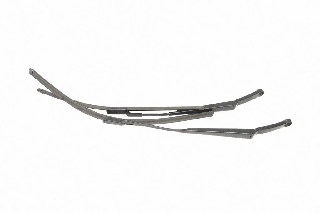 Priekšējā stikla tīrītājs 13317341