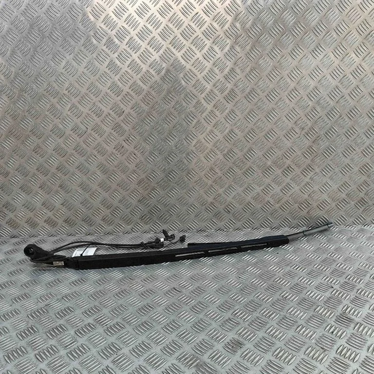 Priekšējā stikla tīrītājs 4KL955407A