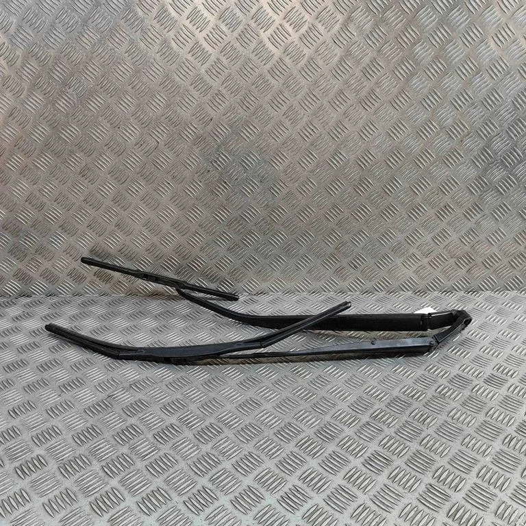 Windshield/front glass wiper blade 8522102310