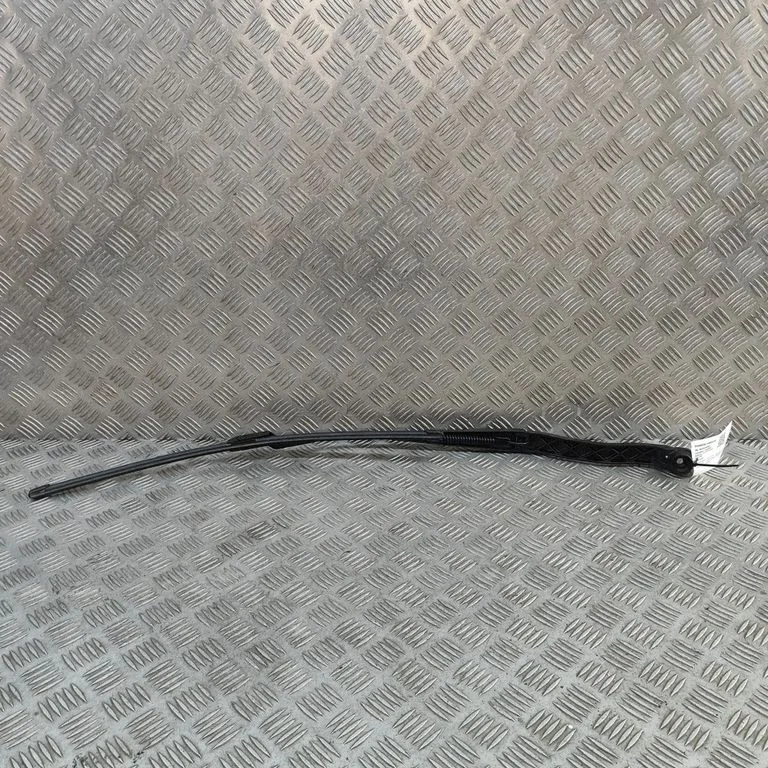 Windshield/front glass wiper blade – Land Rover Discovery Sport (2014-)
