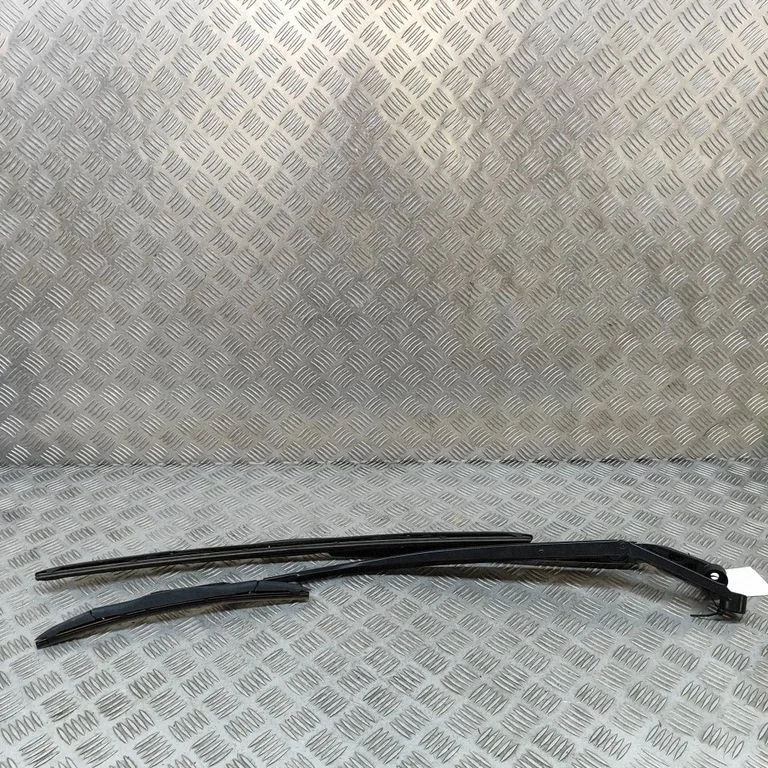 Windshield/front glass wiper blade 8522102450