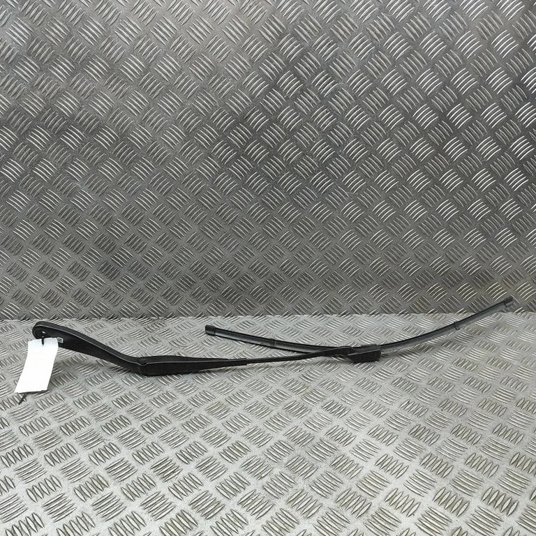 Windshield/front glass wiper blade – BMW X6 G06 (2019-)