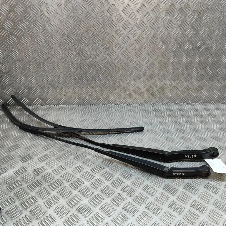 Windshield/front glass wiper blade – Audi Q7 4M (2015-)