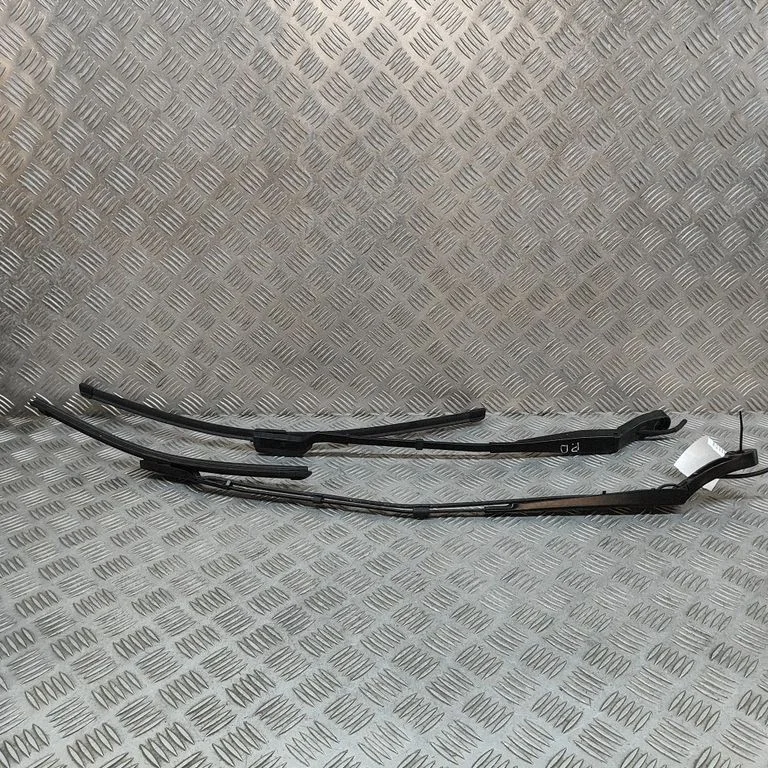 Priekšējā stikla tīrītājs 9810665180
