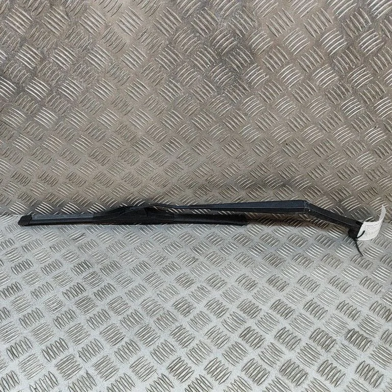 Priekšējā stikla tīrītājs 5143533AA