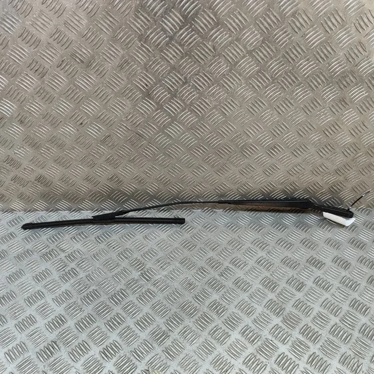 Windshield/front glass wiper blade 7453962