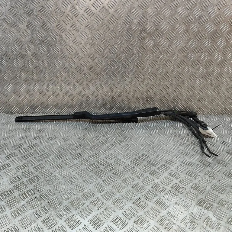 Priekšējā stikla tīrītājs A2228200644