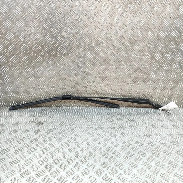 Windshield/front glass wiper blade – Audi Q4 e-tron (2021-)
