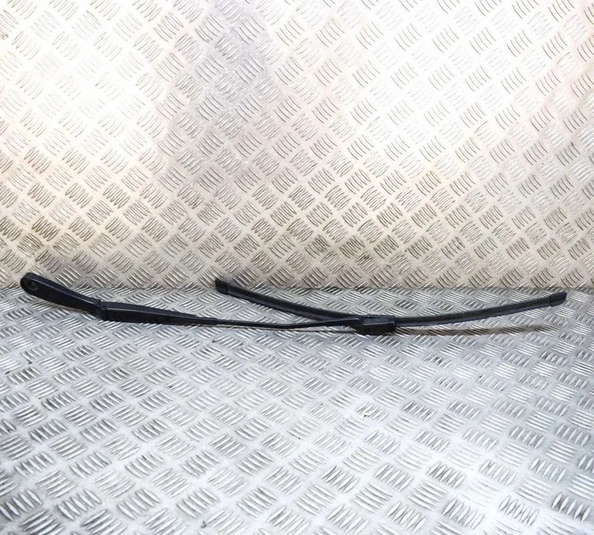 Windshield/front glass wiper blade – Ford Mustang Mach-E (2020-)