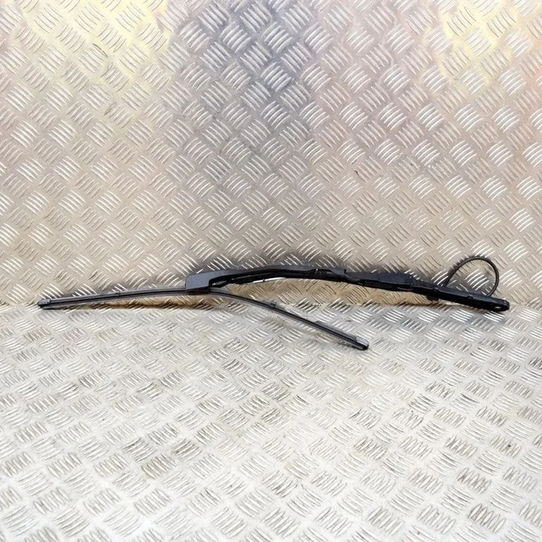 Windshield/front glass wiper blade 9448916