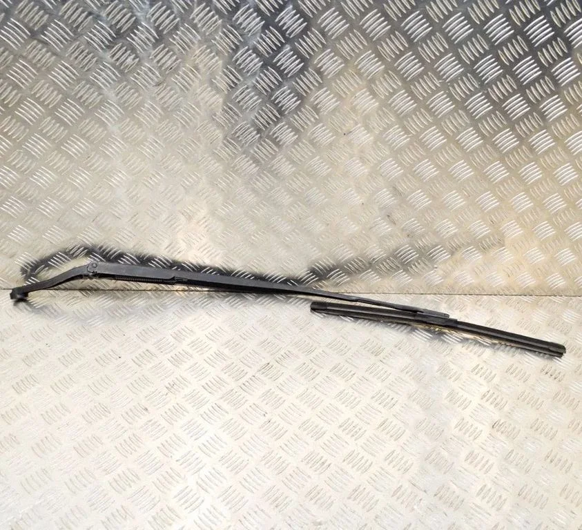 Windshield/front glass wiper blade 670001642
