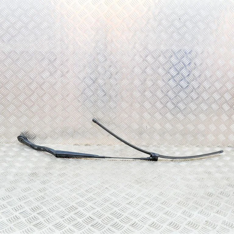 Priekšējā stikla tīrītājs 97036203