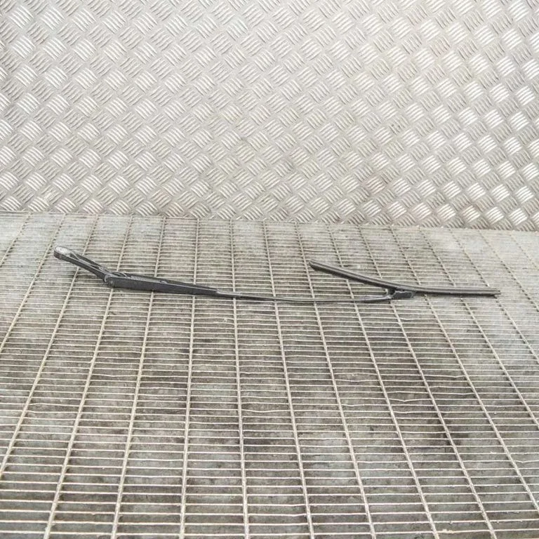 Windshield/front glass wiper blade 6R1955410A