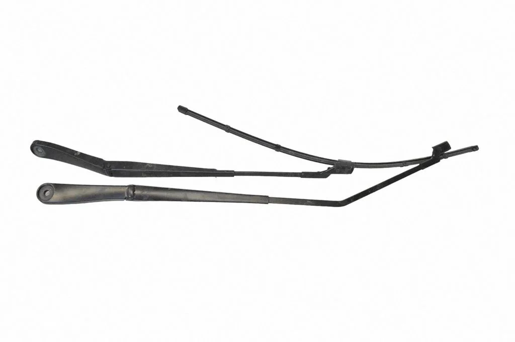 Windshield/front glass wiper blade BK3117526CD