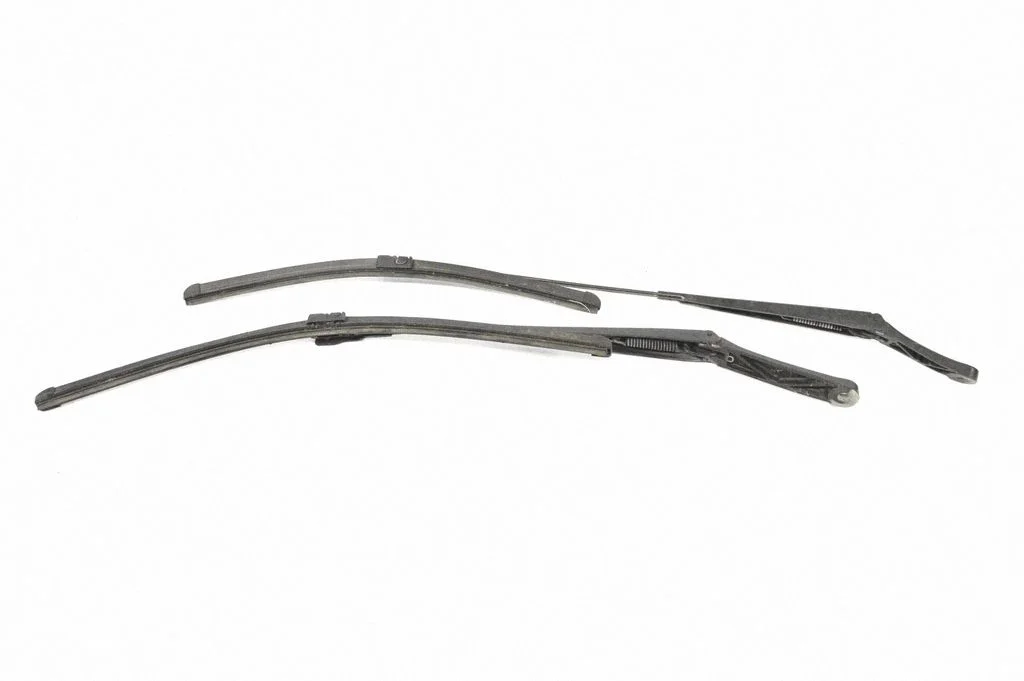 Priekšējā stikla tīrītājs 1Z2955410A