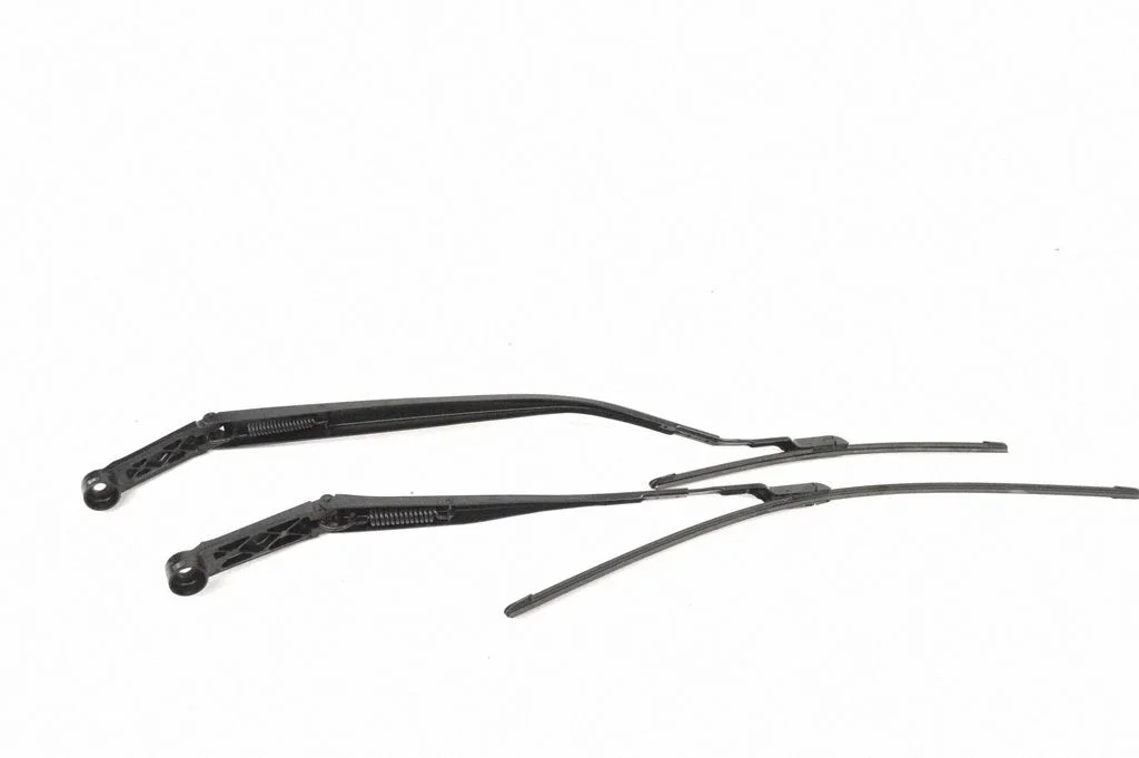 Priekšējā stikla tīrītājs 2740660