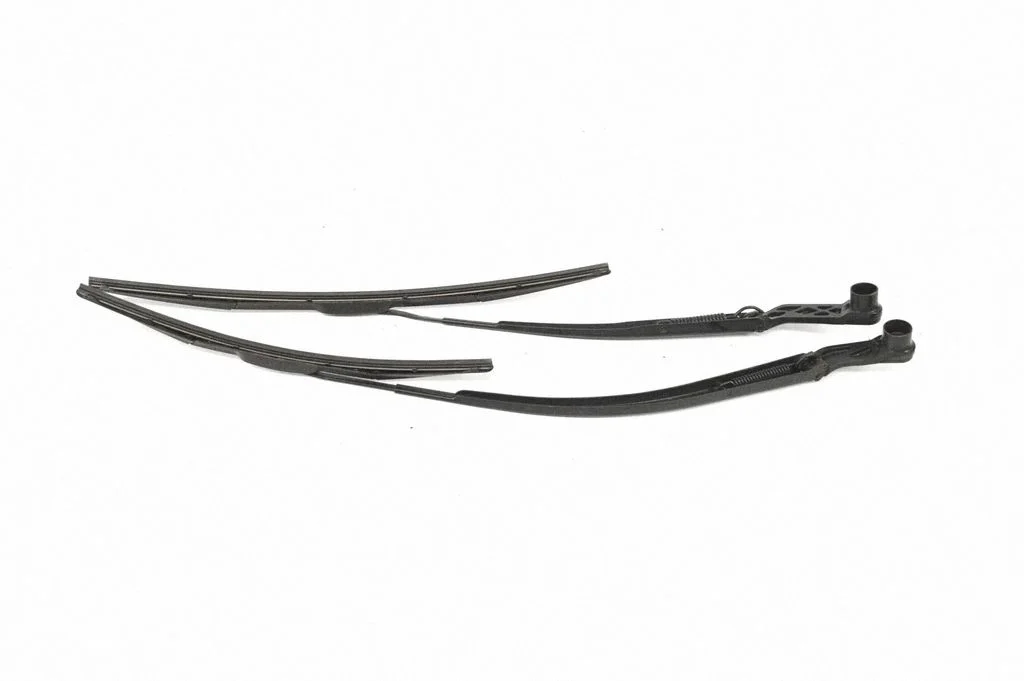 Windshield/front glass wiper blade 2350