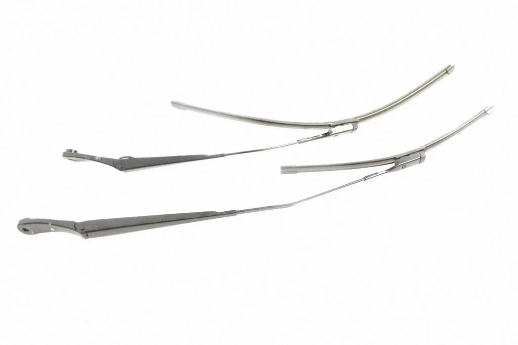 Windshield/front glass wiper blade 50532574