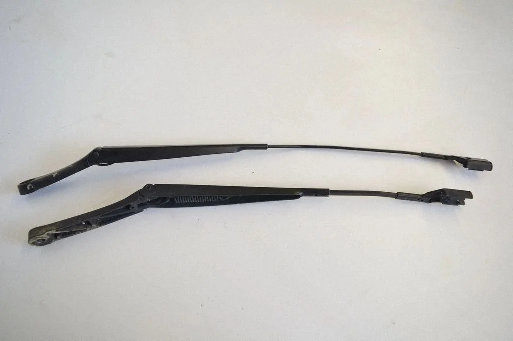 Windshield/front glass wiper blade – Volkswagen Golf Plus (2005-2013)