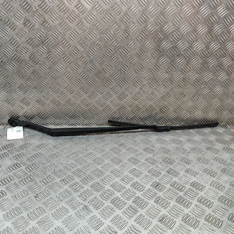 Priekšējā stikla tīrītāja svira 7399010