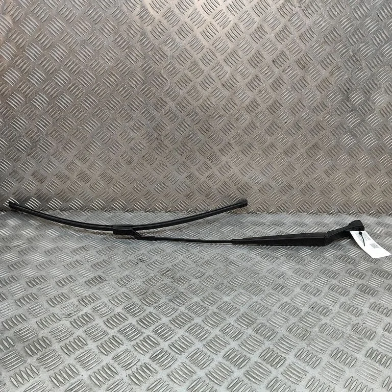Front wiper blade arm – Volkswagen ID.3 (2019-)