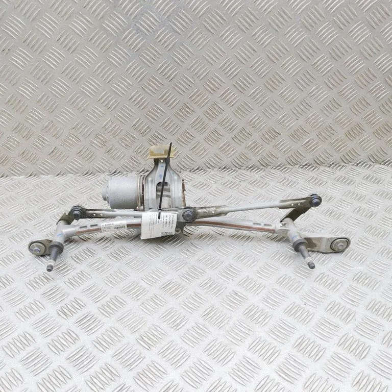 Front wiper linkage and motor – Citroen DS7 Crossback (2017-)