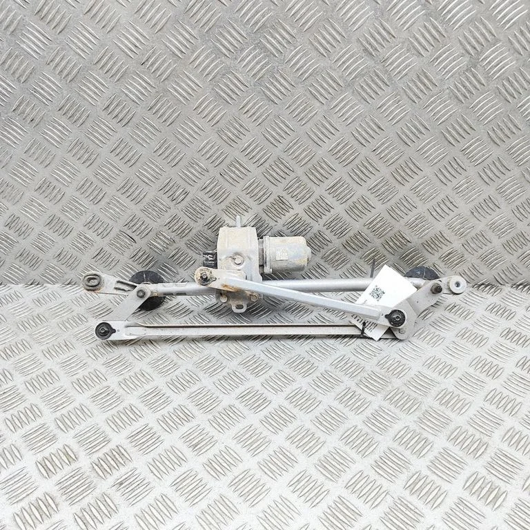 Front wiper linkage and motor SC2E5205300A