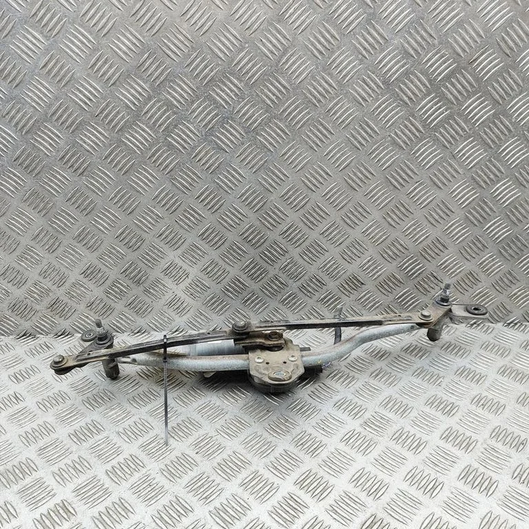 Front wiper linkage and motor 0390243226