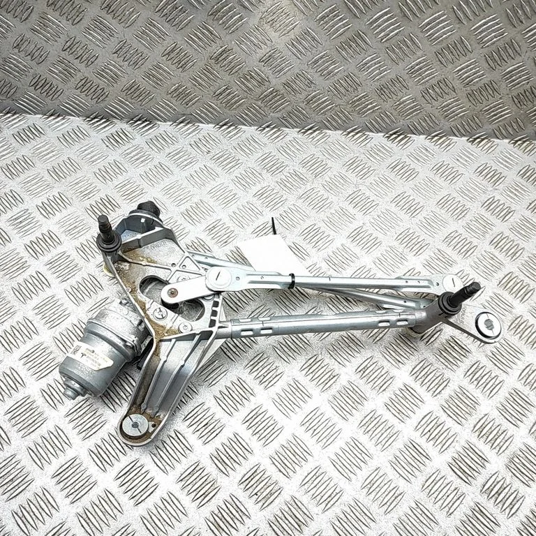 Front wiper linkage and motor 202464400B