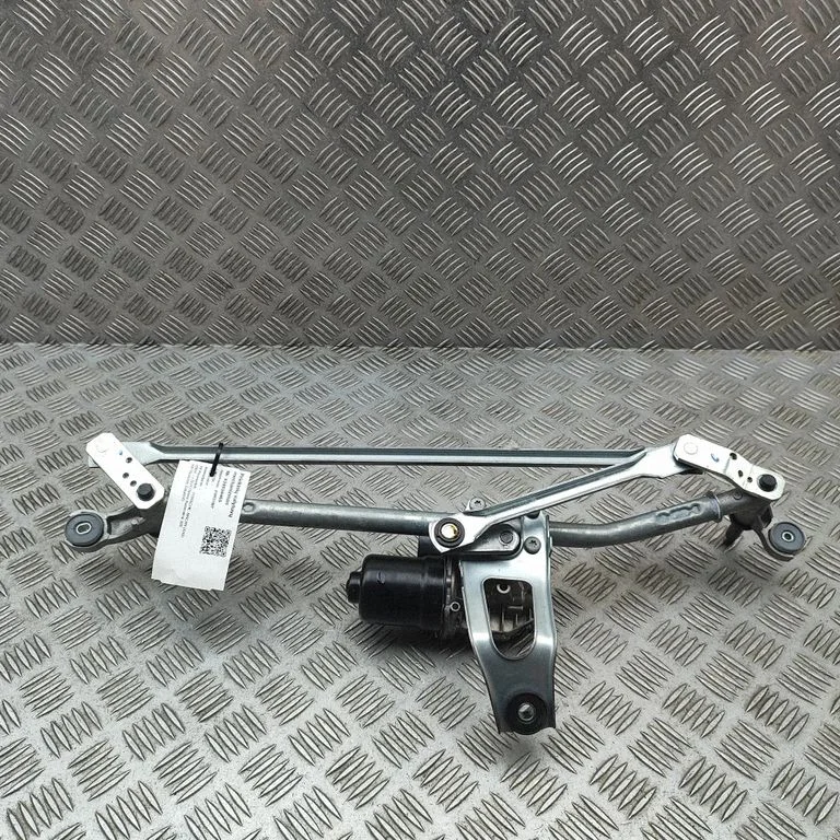 Front wiper linkage and motor 95C955114M