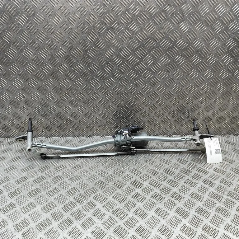 Front wiper linkage and motor 339702204Y