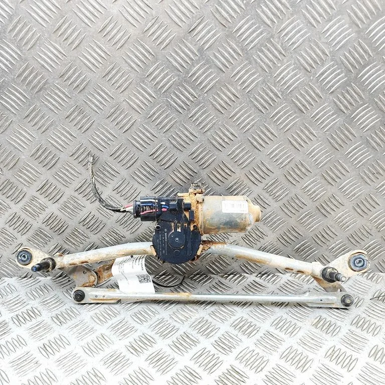 Front wiper linkage and motor 20240504