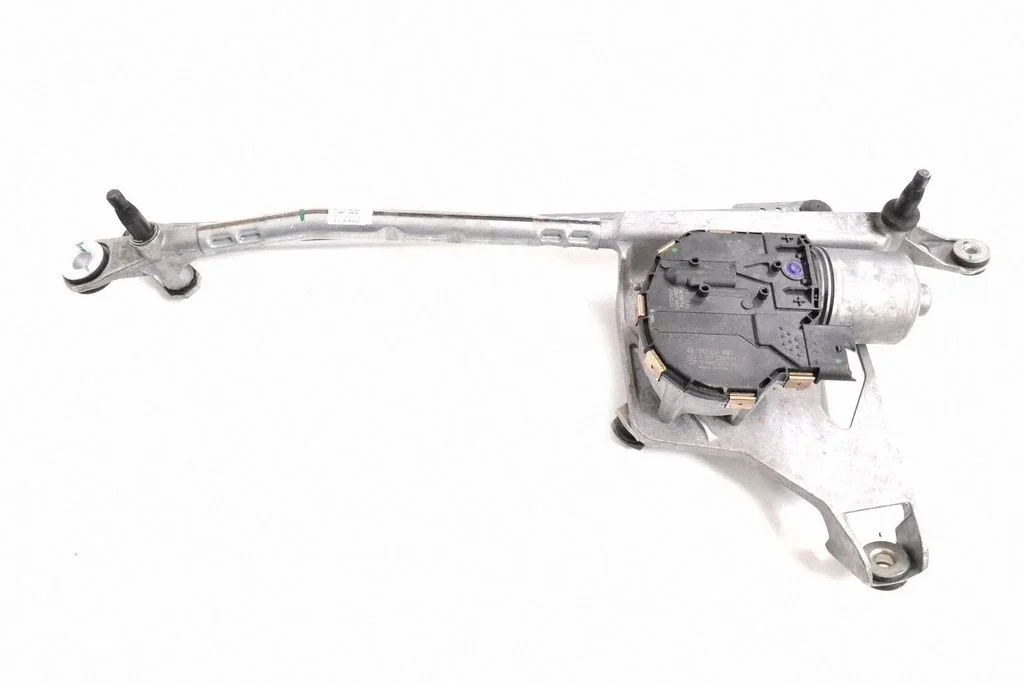 Mechanizm wycieraczek z silniczkiem – Audi RS Q8 (2019-)