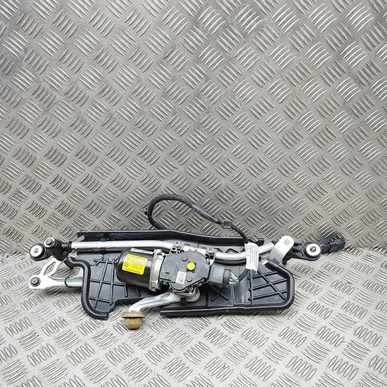 Front wiper linkage and motor 9824534680